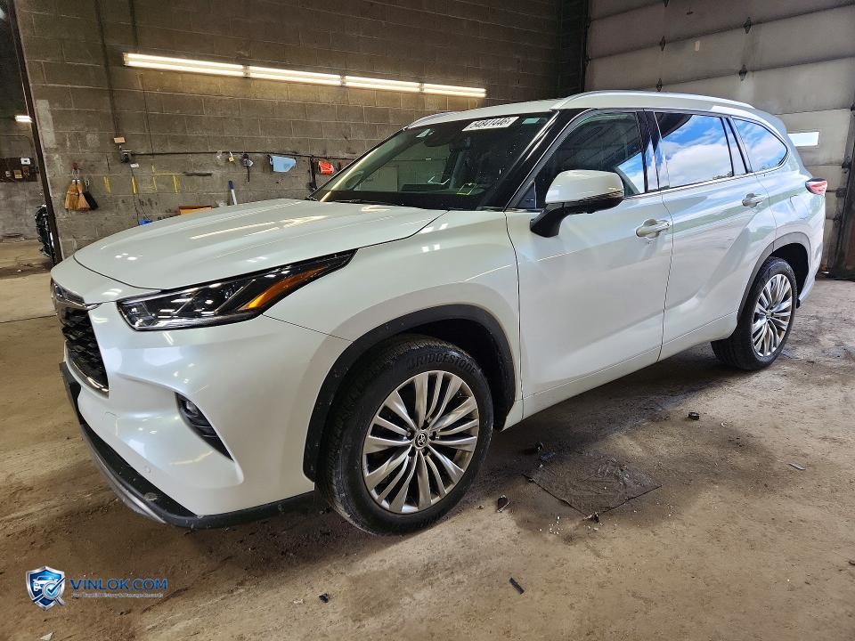 2023 TOYOTA HIGHLANDER PLATINUM – Lot 54841446 auction photo