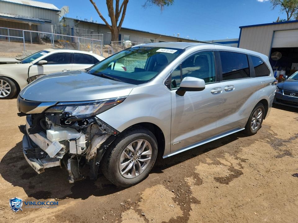 2021 TOYOTA SIENNA LE – Lot 54870796 auction photo