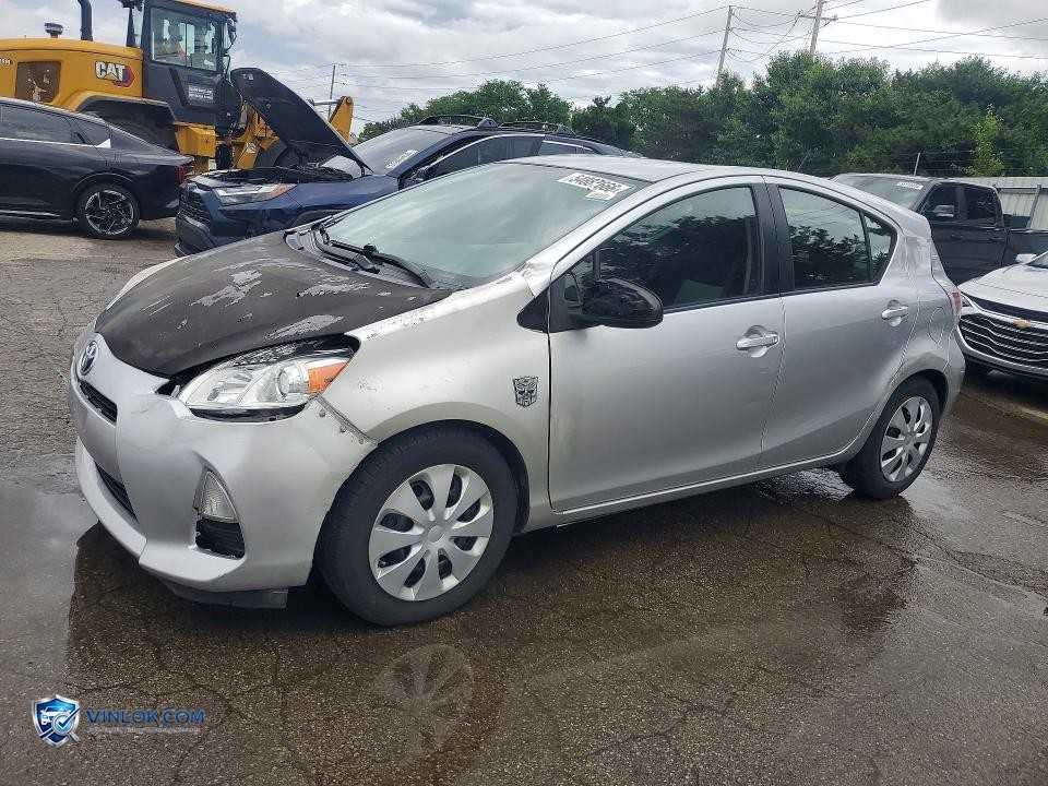2012 TOYOTA PRIUS C THREE – Lot 54887666 auction photo