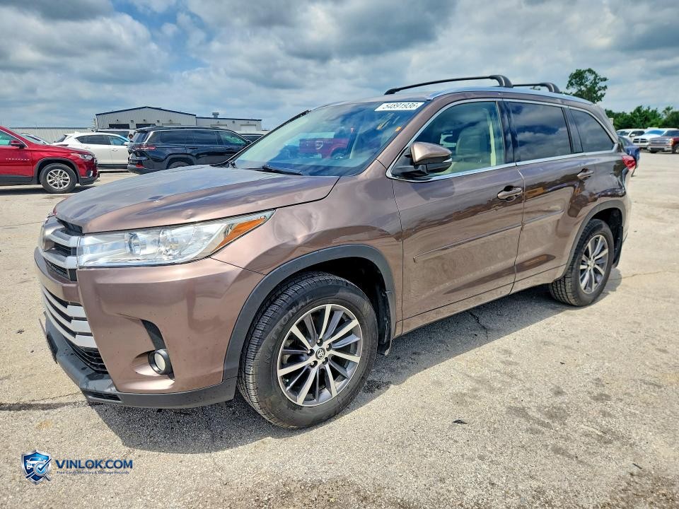 2017 TOYOTA HIGHLANDER XLE – Lot 54891936 auction photo