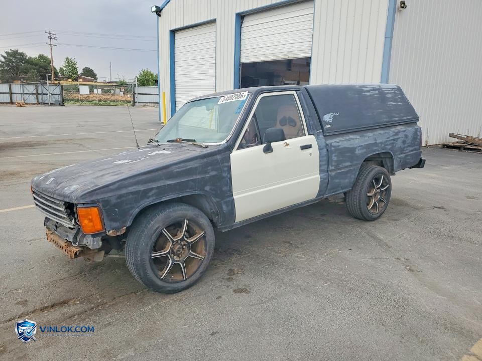 1988 TOYOTA PICKUP BASE – Lot 54892086 auction photo