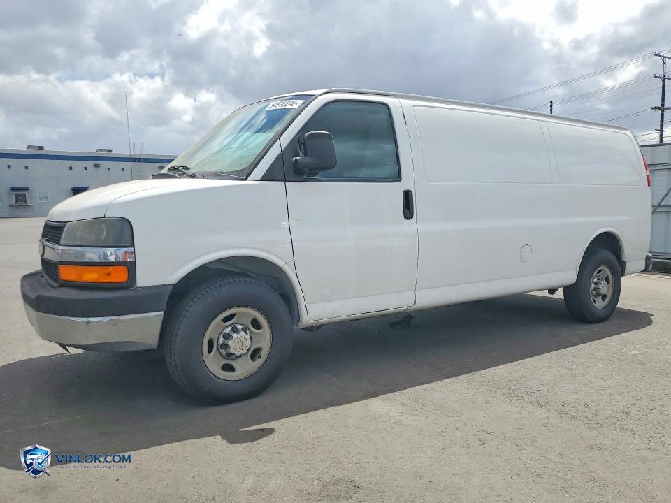 2013 CHEVROLET EXPRESS 3500 CARGO DELIVERY VAN – Lot 54910246 auction photo