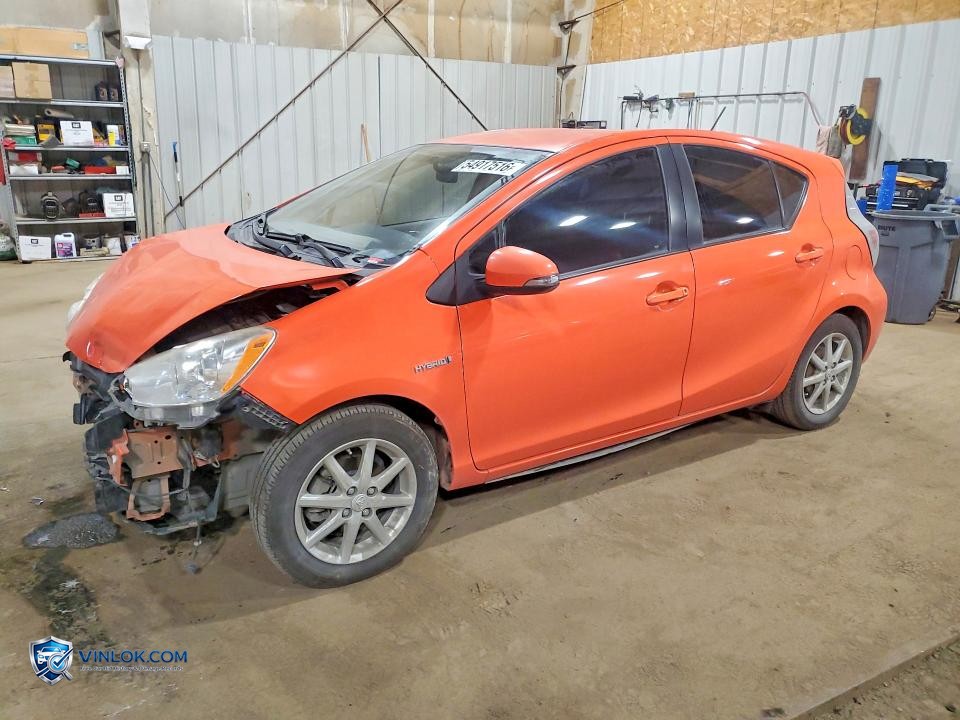 2013 TOYOTA PRIUS C THREE – Lot 54917516 auction photo