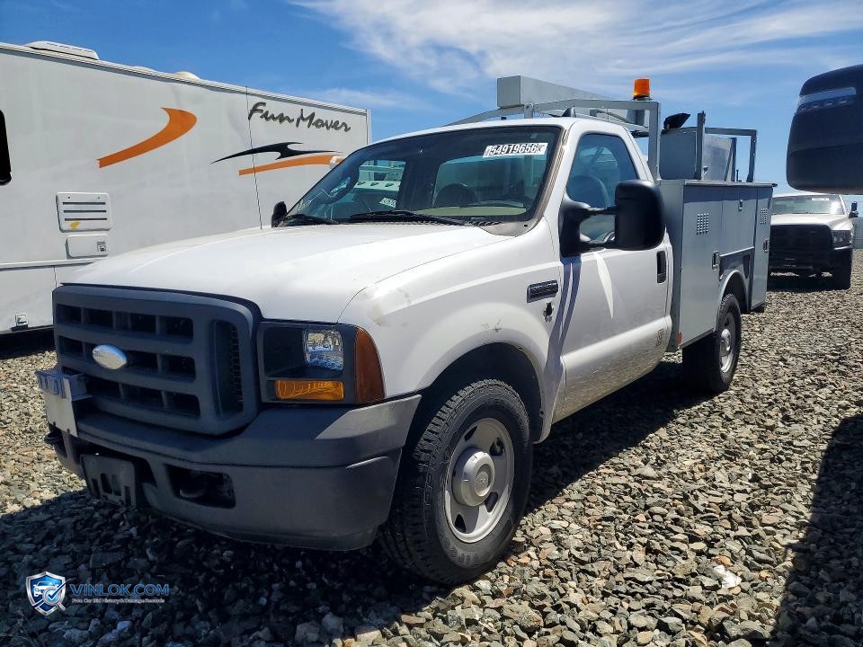 2006 FORD F350 SRW SUPER DUTY – Lot 54919656 auction photo