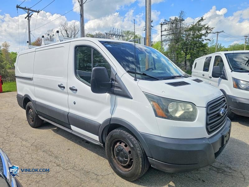 2016 FORD TRANSIT T-150 – Lot 54978326 auction photo
