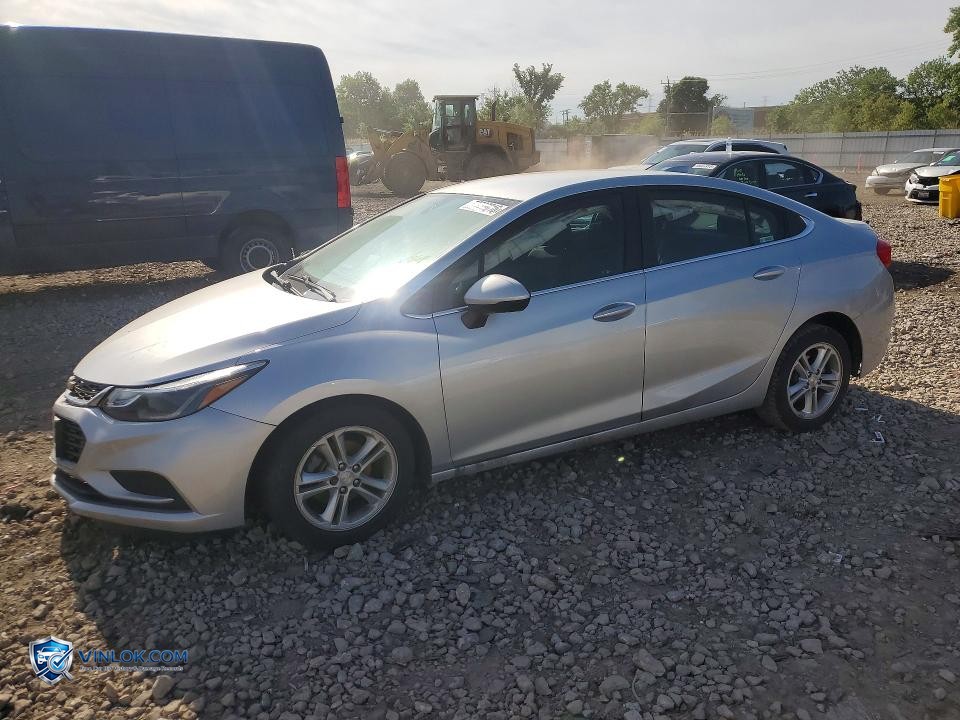 2017 CHEVROLET CRUZE LT – Lot 55039016 auction photo