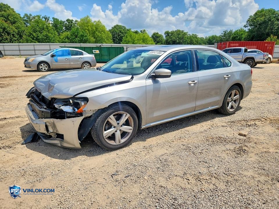 2013 VOLKSWAGEN PASSAT SE – Lot 55043106 auction photo