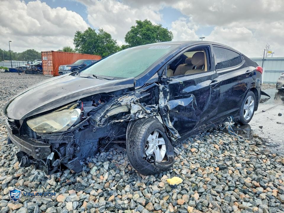 2013 HYUNDAI ELANTRA GLS – Lot 55103356 auction photo