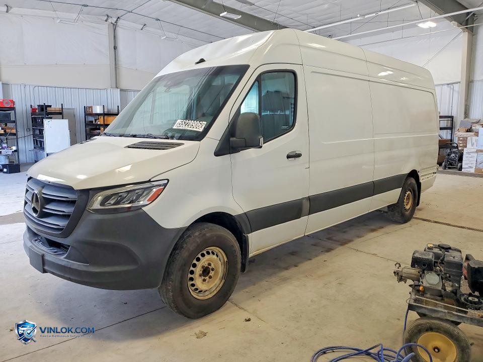 2021 MERCEDES BENZ SPRINTER 2500 DELIVERY VAN – Lot 55228906 auction photo