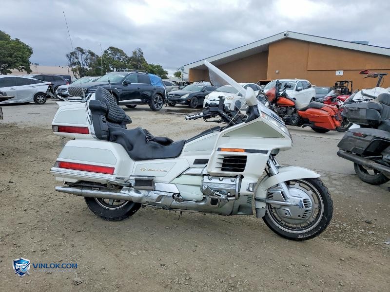 2000 HONDA GL1500 SE12 – Lot 55246666 auction photo