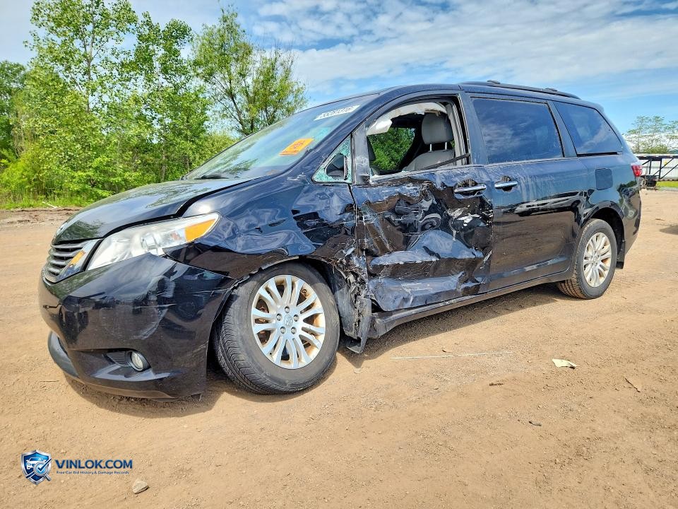 2017 TOYOTA SIENNA XLE PREMIUM 8-PASSENGER – Lot 55281316 auction photo