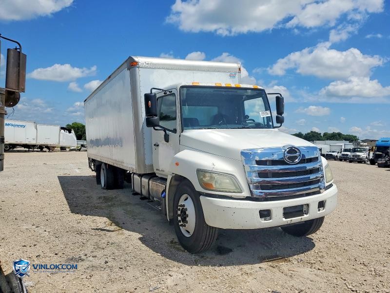 2012 HINO 338 BOX TRUCK – Lot 55353196 auction photo