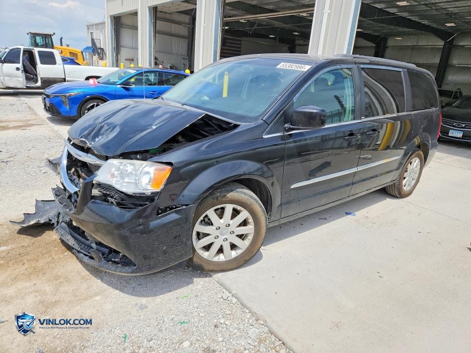2013 CHRYSLER TOWN & COUNTRY TOURING – Lot 55382986 auction photo