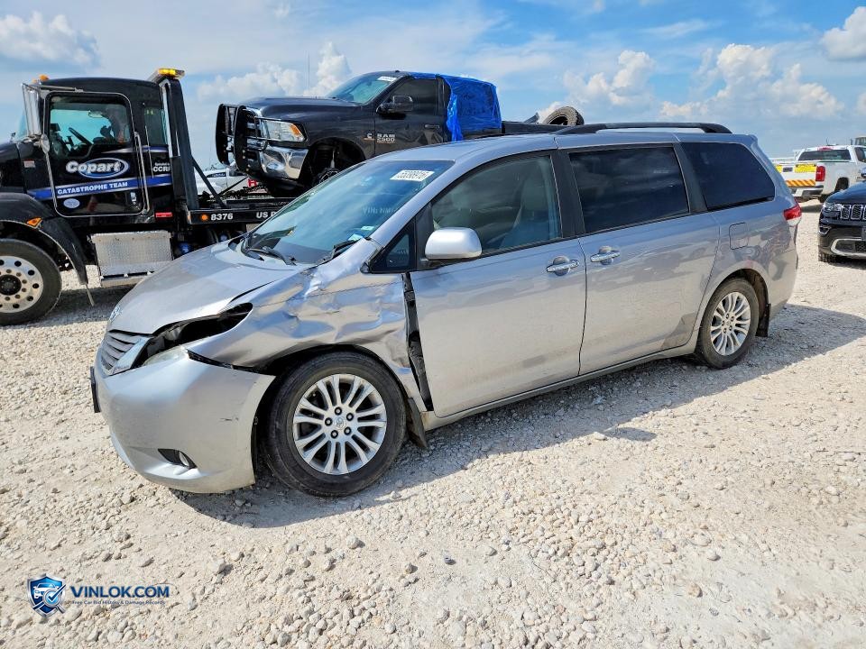 2011 TOYOTA SIENNA XLE 8-PASSENGER – Lot 55398916 auction photo