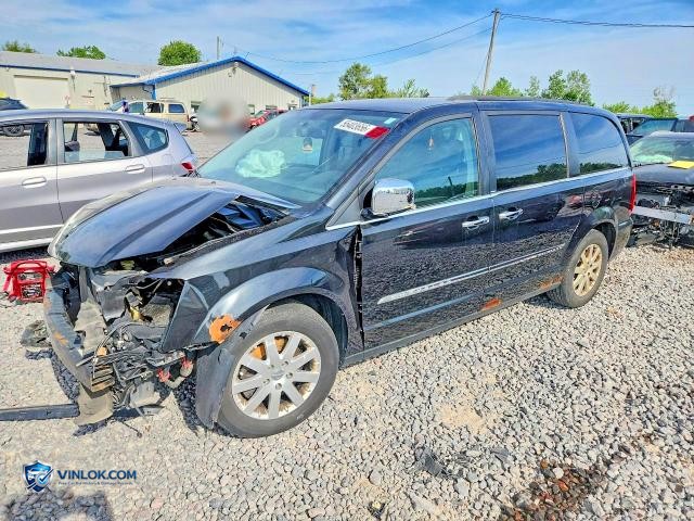 2012 CHRYSLER TOWN & COUNTRY TOURING L – Lot 55403656 auction photo