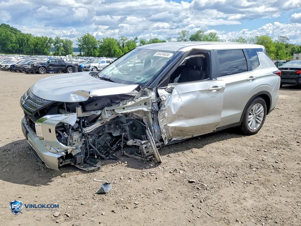 2024 MITSUBISHI OUTLANDER ES – Lot 55424636 auction photo