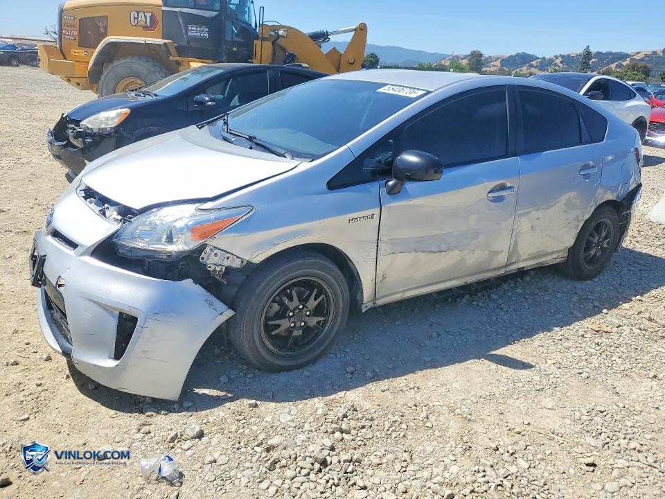 2012 TOYOTA PRIUS THREE – Lot 55436736 auction photo