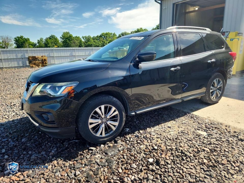 2017 NISSAN PATHFINDER SV – Lot 55447876 auction photo