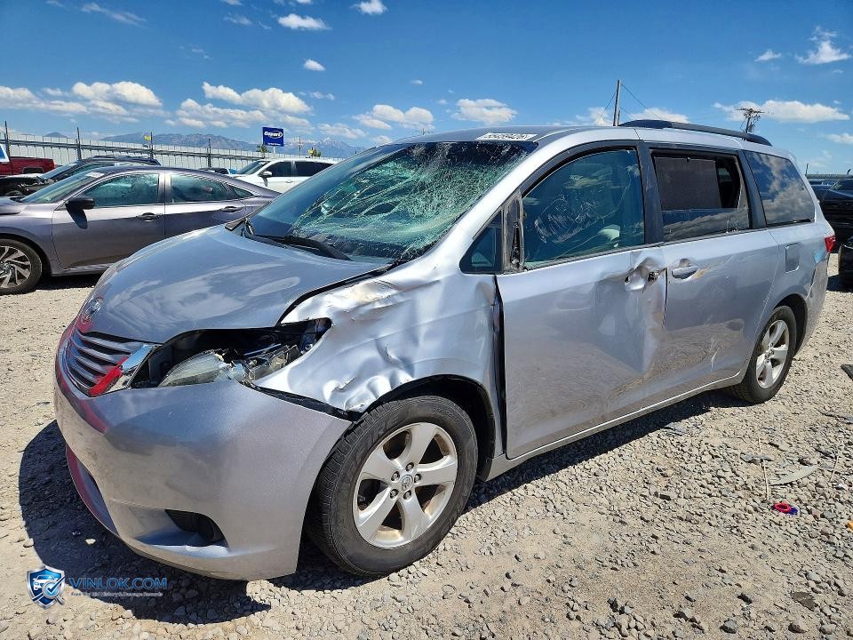 2015 TOYOTA SIENNA LE – Lot 55459426 auction photo
