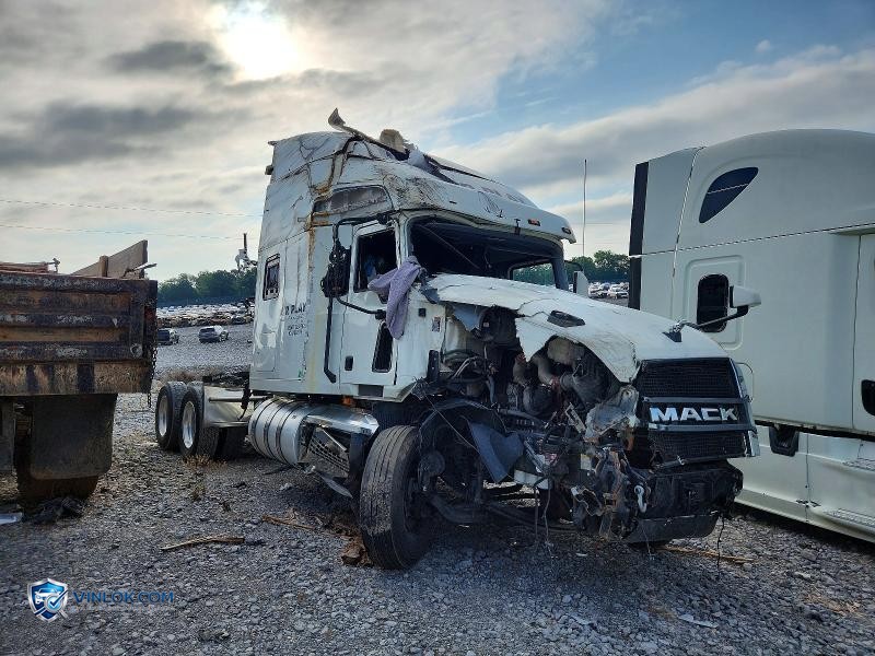 2019 MACK ANTHEM SEMI TRUCK – Lot 55465836 auction photo