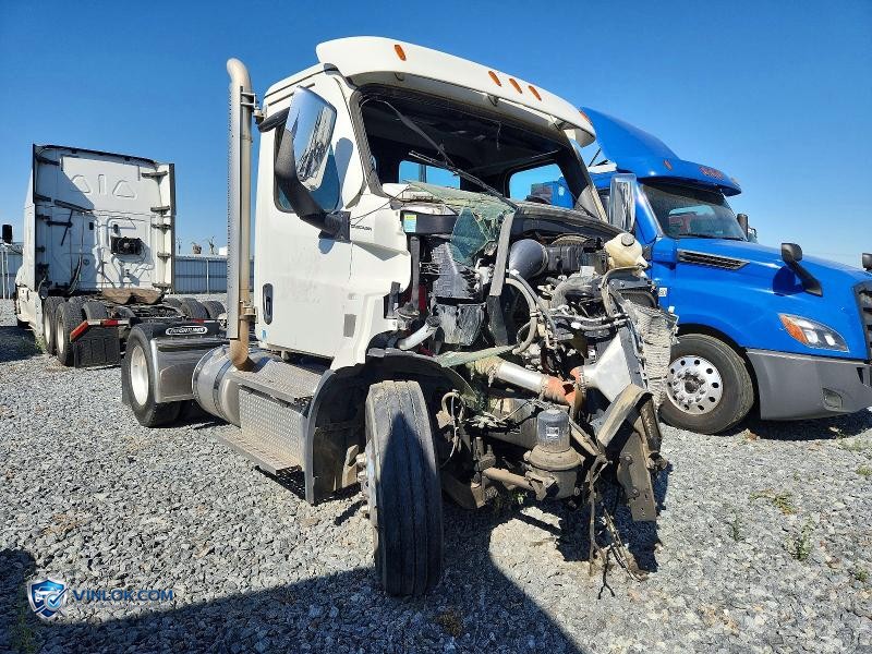 2024 FREIGHTLINER CASCADIA 116 SEMI TRUCK – Lot 55472166 auction photo
