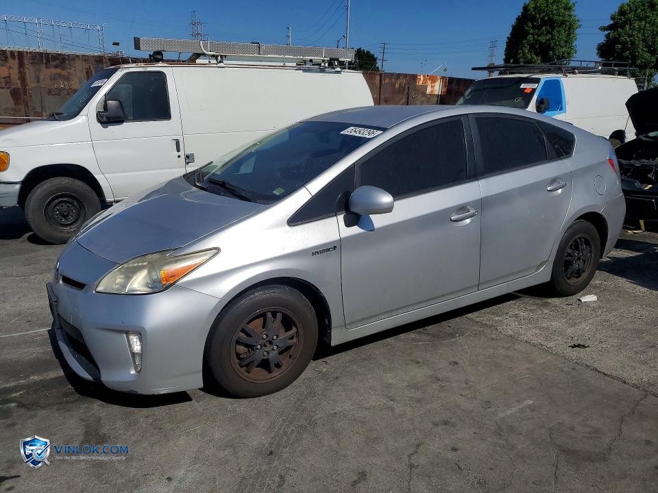 2014 TOYOTA PRIUS TWO – Lot 55493296 auction photo