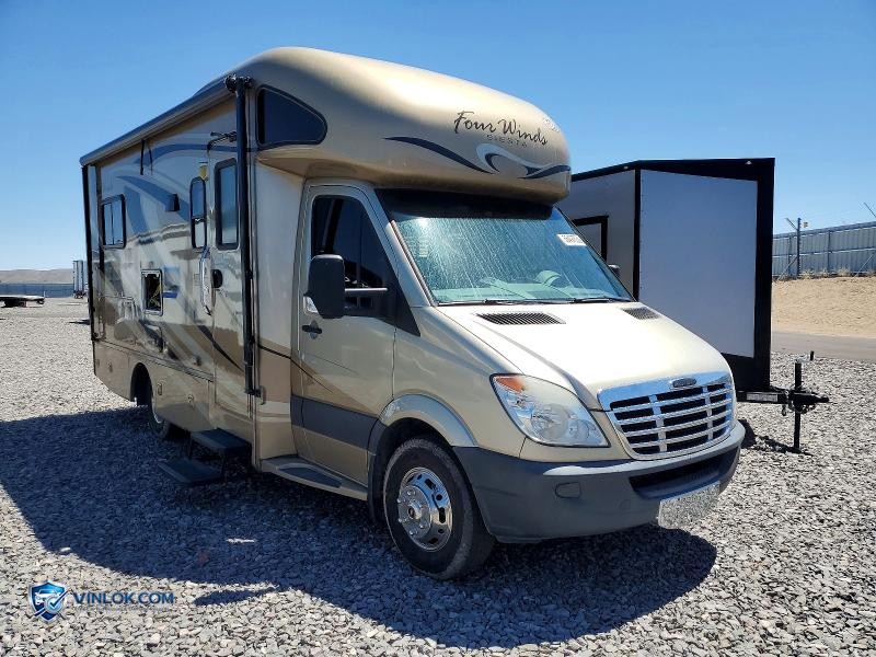 2011 THMC 24SX RECREATIONAL VEHICLE (RV) – Lot 55497636 auction photo