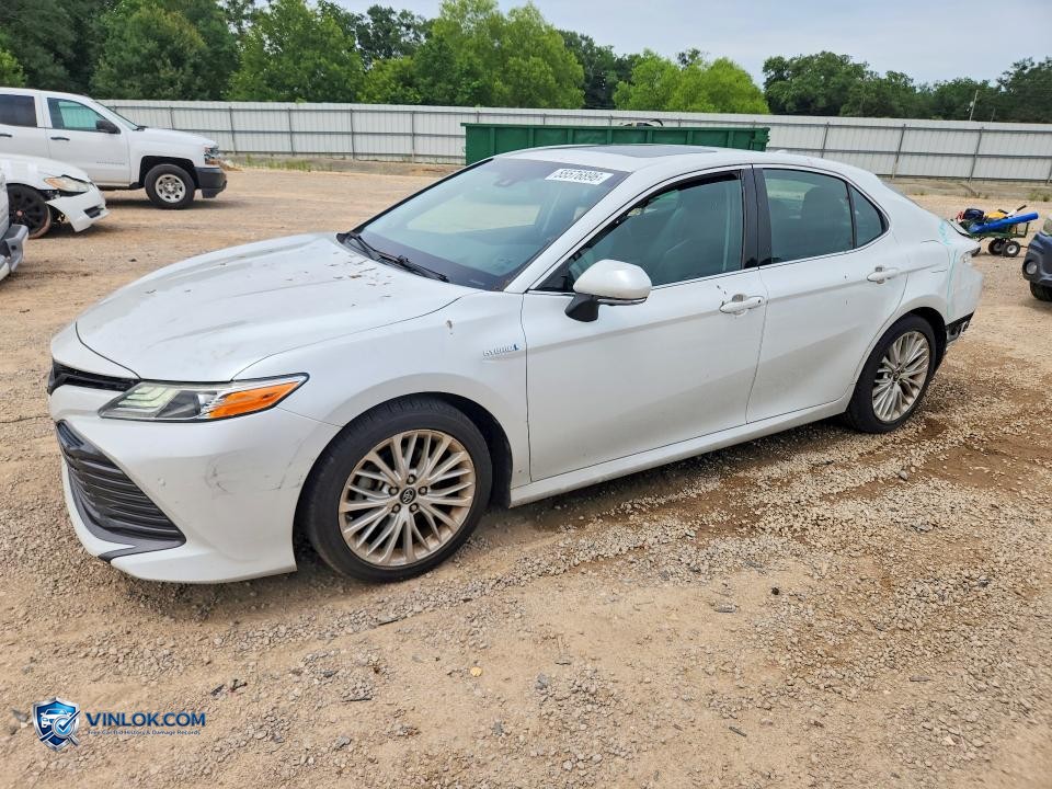 2018 TOYOTA CAMRY HYBRID XLE – Lot 55576896 auction photo