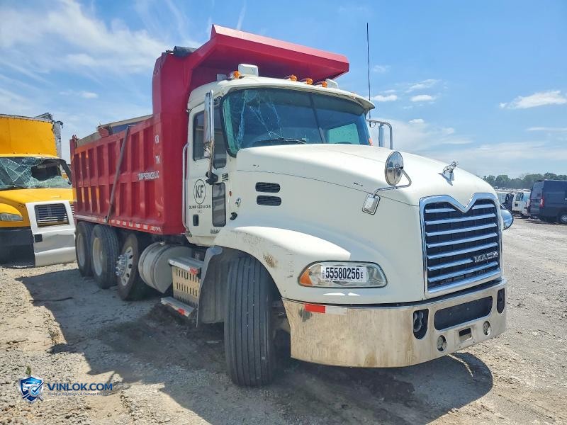 2014 MACK CXU613 DUMP TRUCK – Lot 55580256 auction photo