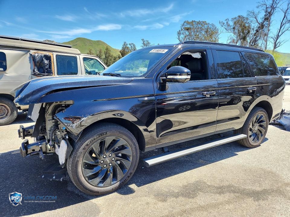 2025 LINCOLN NAVIGATOR RESERVE – Lot 55607476 auction photo