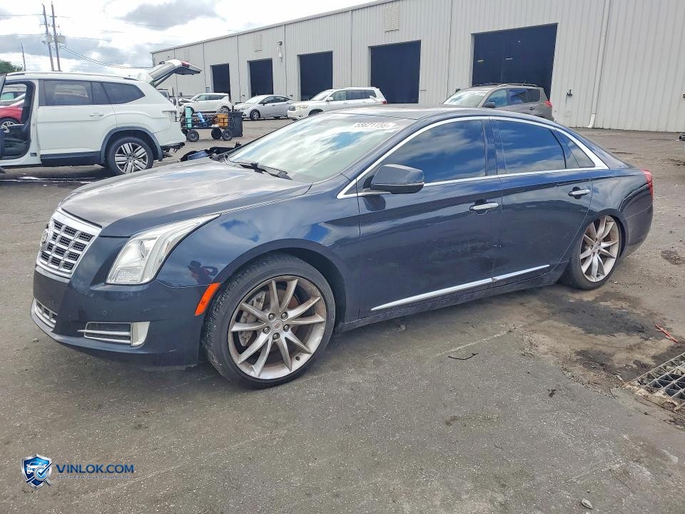 2013 CADILLAC XTS PREMIUM COLLECTION – Lot 55621156 auction photo
