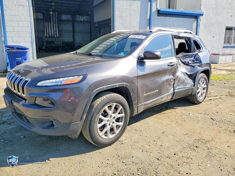 2016 JEEP CHEROKEE LATITUDE – Lot 55629576 auction photo