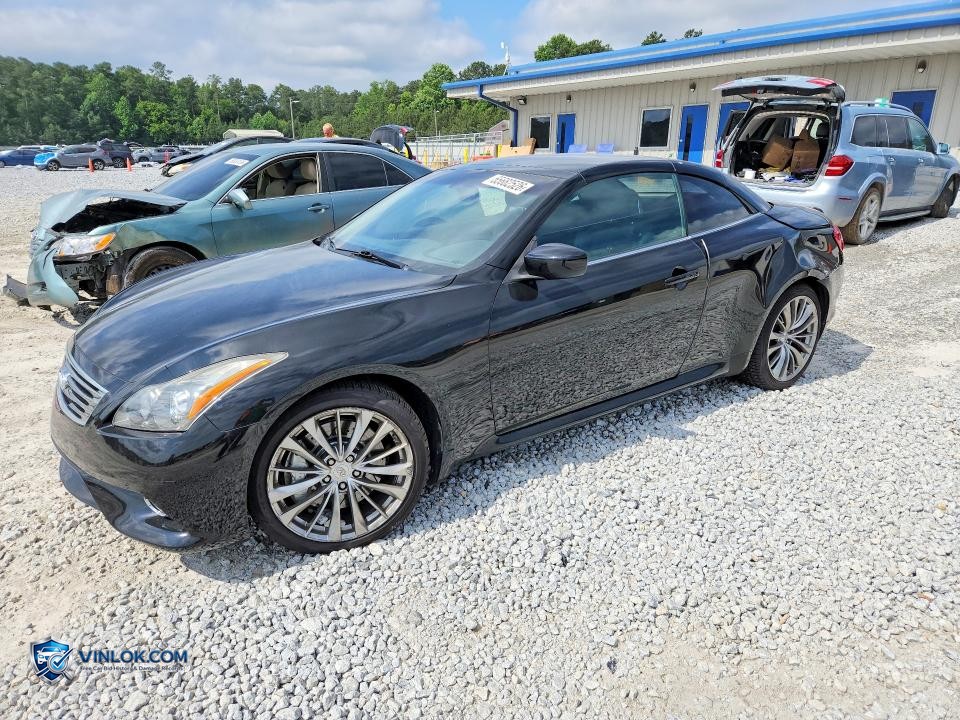 2013 INFINITI G37 CONVERTIBLE BASE – Lot 55682526 auction photo