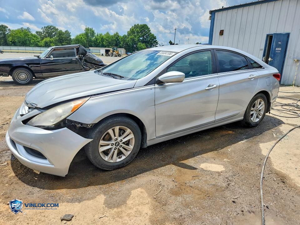 2013 HYUNDAI SONATA GLS – Lot 55684196 auction photo