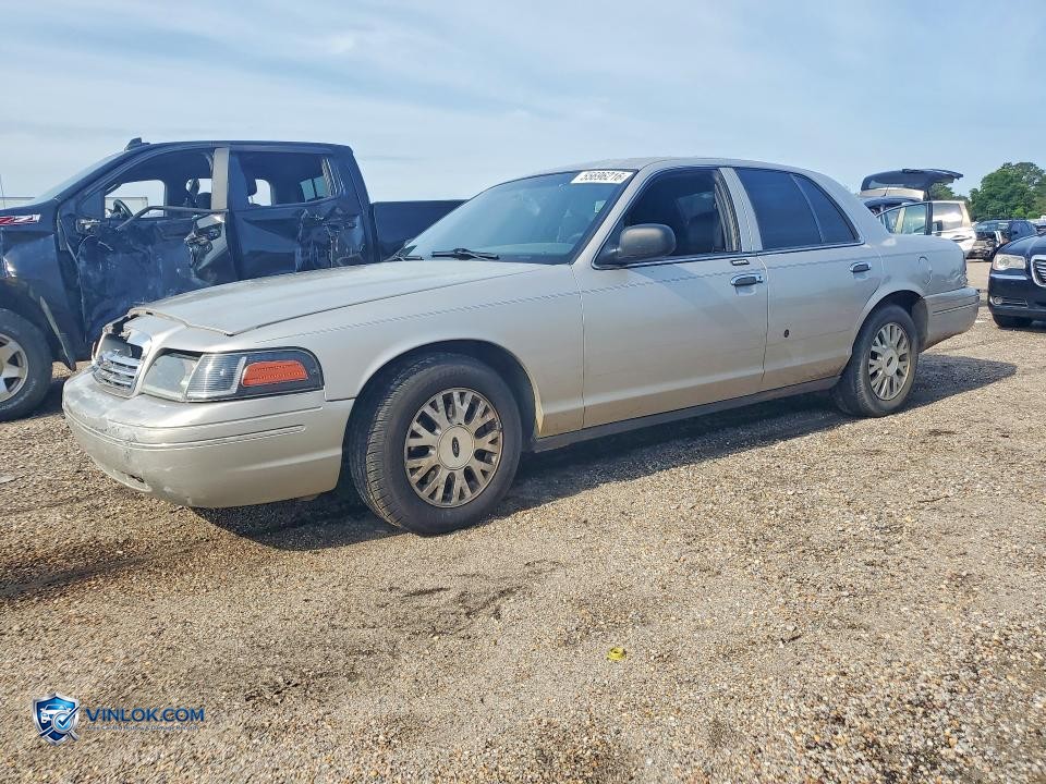 2004 FORD CROWN VICTORIA LX – Lot 55696216 auction photo