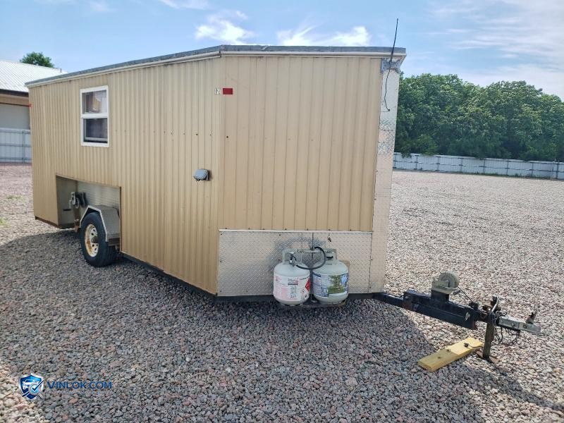 2004 CAMPER Lot: 55708666 – Lot 55708666 auction photo