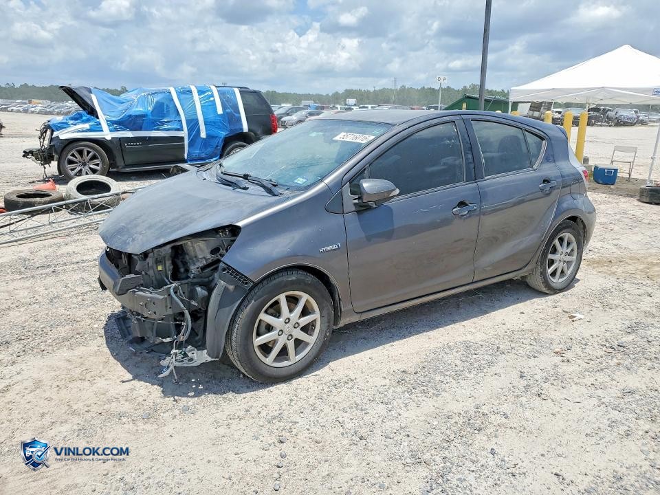 2012 TOYOTA PRIUS C THREE – Lot 55716016 auction photo