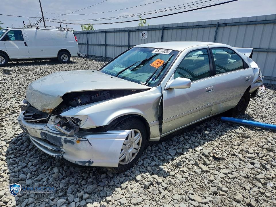 2001 TOYOTA CAMRY LE V6 – Lot 55725036 auction photo