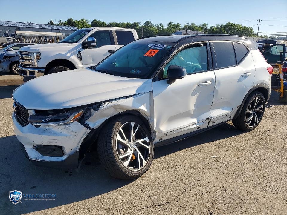 2021 VOLVO XC40 T5 R-DESIGN – Lot 55744126 auction photo