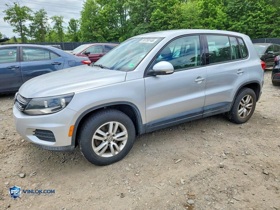 2012 VOLKSWAGEN TIGUAN S – Lot 55758146 auction photo