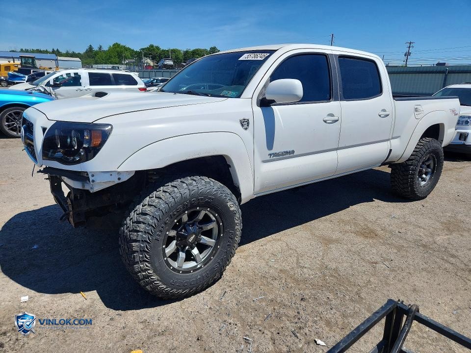 2011 TOYOTA TACOMA DOUBLE CAB LONG BED – Lot 55786246 auction photo