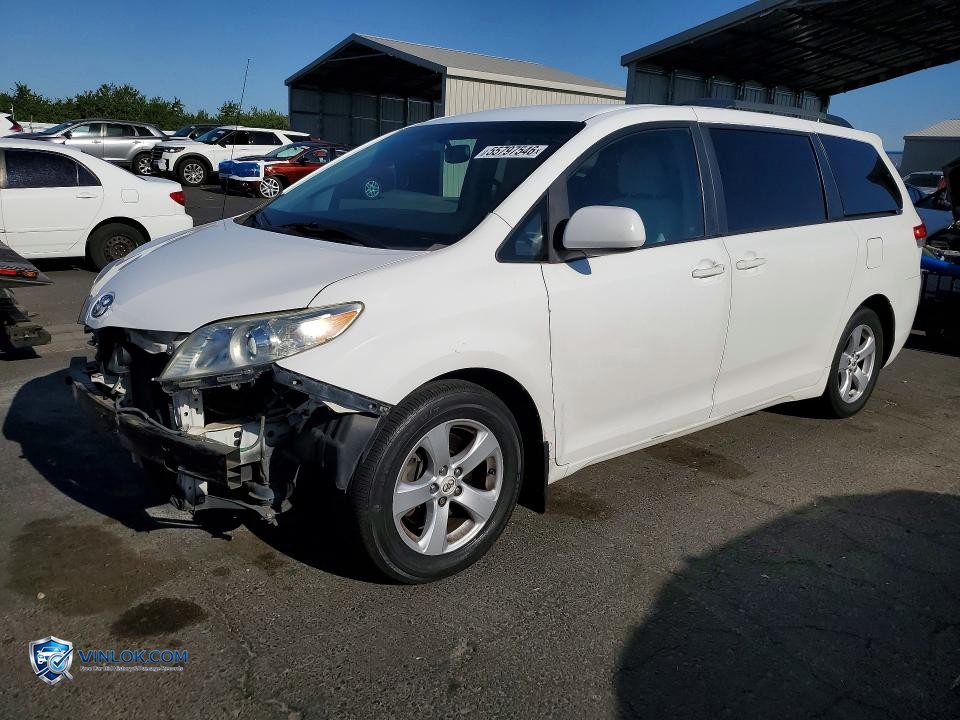 2011 TOYOTA SIENNA LE – Lot 55797546 auction photo