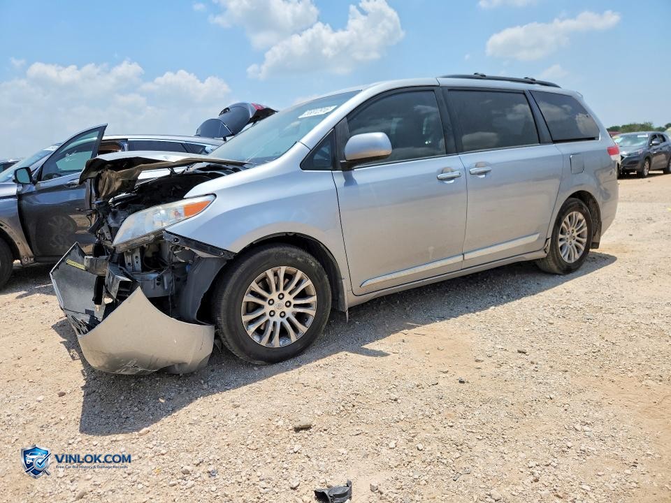 2014 TOYOTA SIENNA XLE 8-PASSENGER – Lot 55812916 auction photo