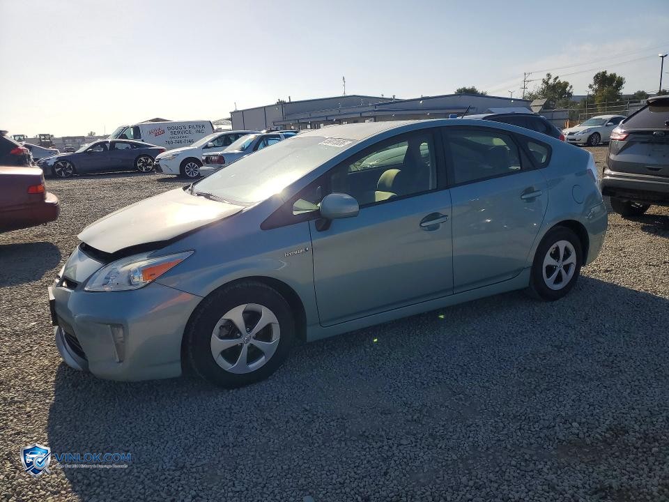 2015 TOYOTA PRIUS TWO – Lot 55813536 auction photo