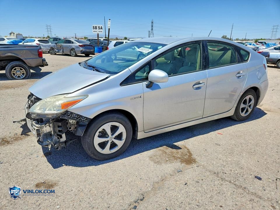 2014 TOYOTA PRIUS TWO – Lot 55836106 auction photo