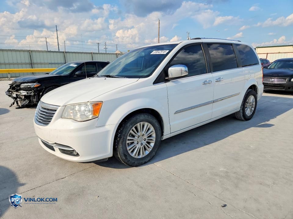 2013 CHRYSLER TOWN & COUNTRY LIMITED – Lot 55842916 auction photo