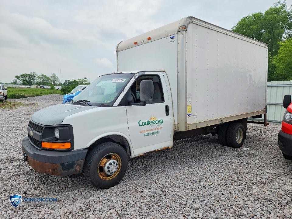 2006 CHEVROLET EXPRESS BOX TRUCK – Lot 55898016 auction photo