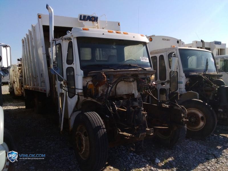 2001 FREIGHTLINER FL80 REFUSE TRUCK – Lot 55910646 auction photo