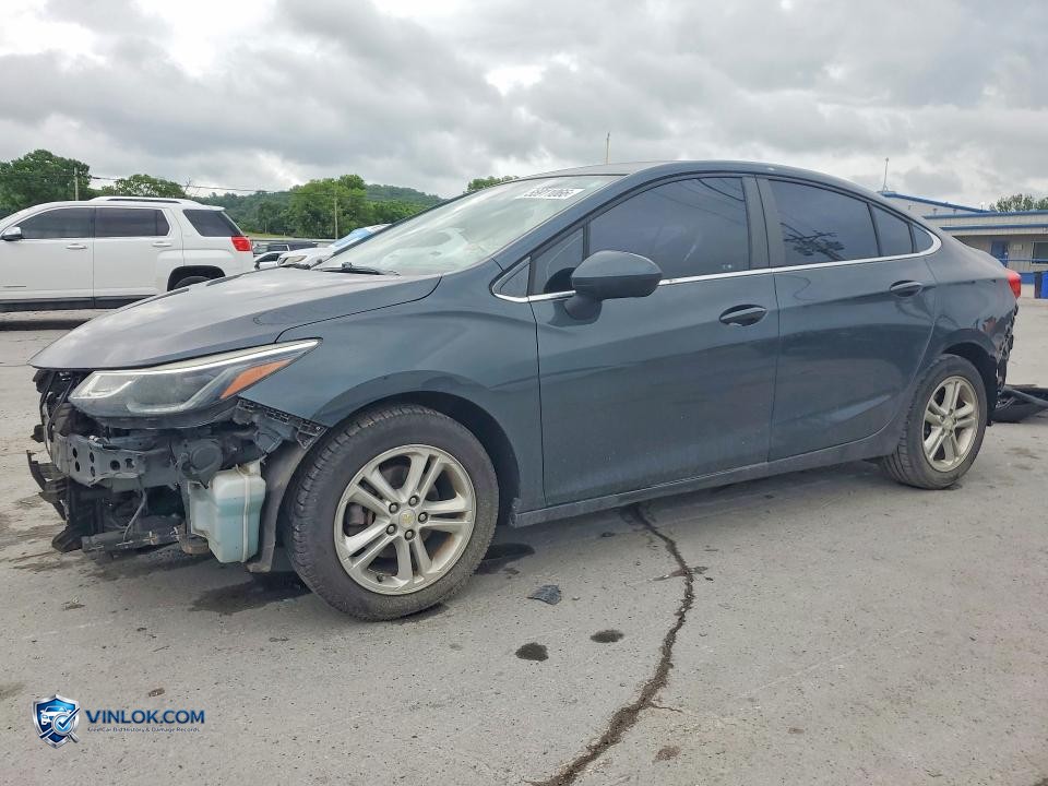 2017 CHEVROLET CRUZE LT – Lot 55911066 auction photo