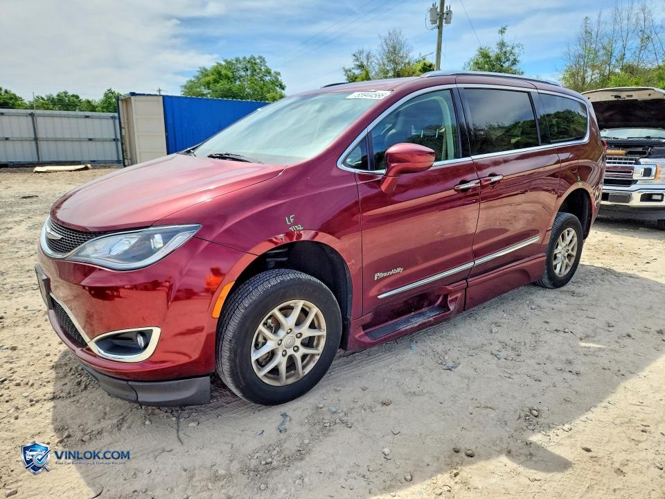 2020 CHRYSLER PACIFICA TOURING L – Lot 55944566 auction photo